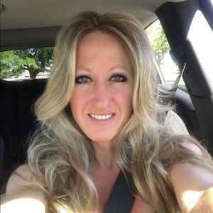 Meet your Posher, Julie